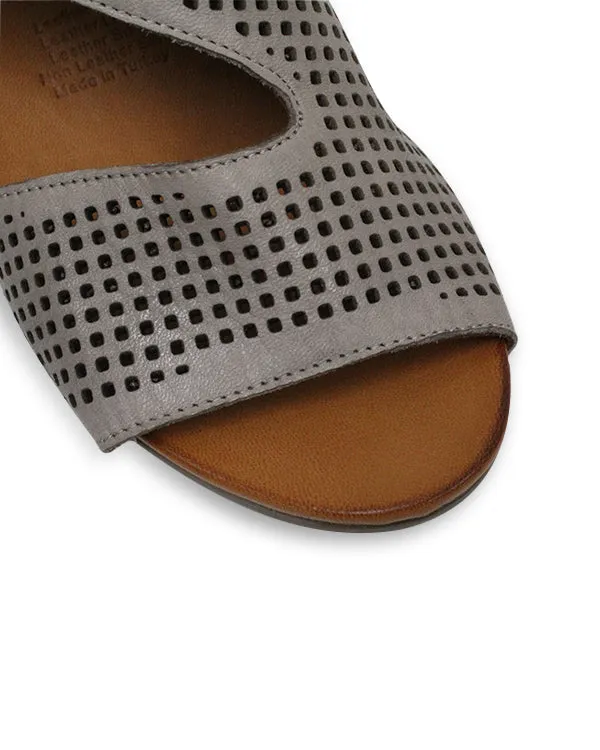 BUENO ROMEO MID HEELS