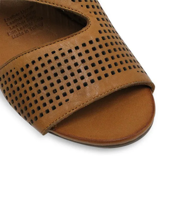 BUENO ROMEO MID HEELS