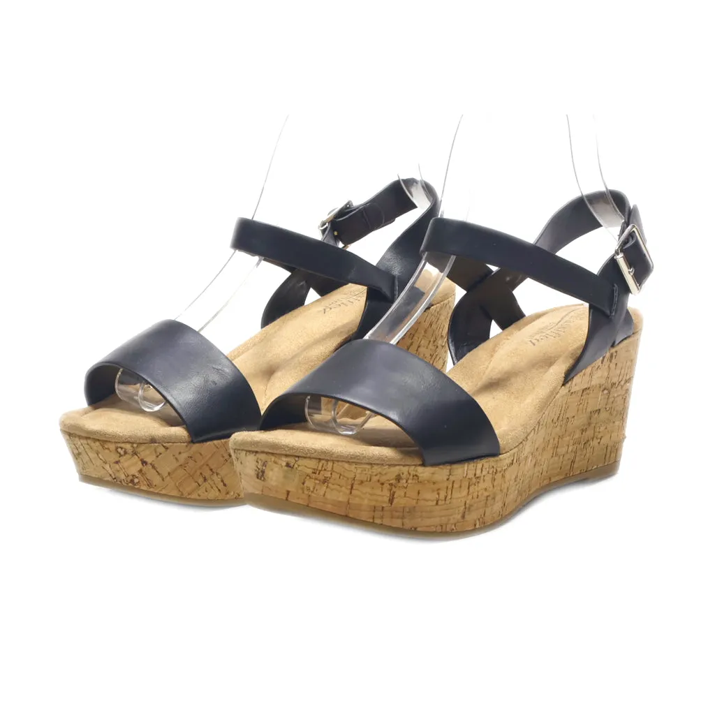 Cityclassified Wedge Sandals Leather Black Colour For Women